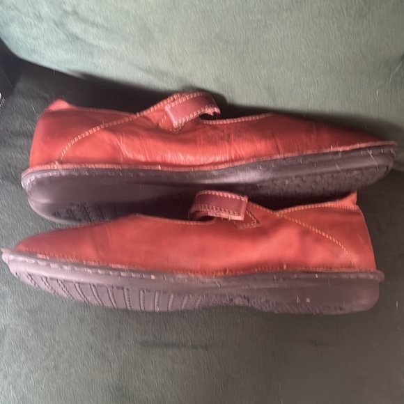 Brown Bernie Mev Mary Janes - Picture 6 of 10